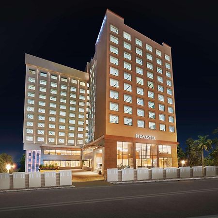 Novotel Mumbai International Airport Экстерьер фото
